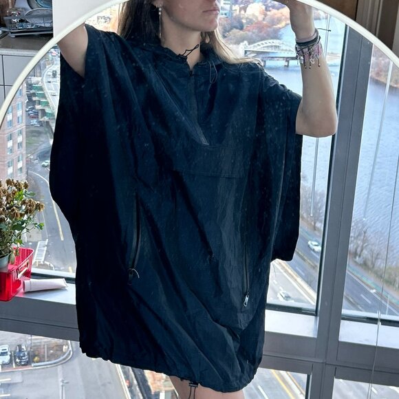 Oversized Black Windbreaker Lightweight Water-Resistant Streetwear Poncho Cape D - Picture 2 of 5
